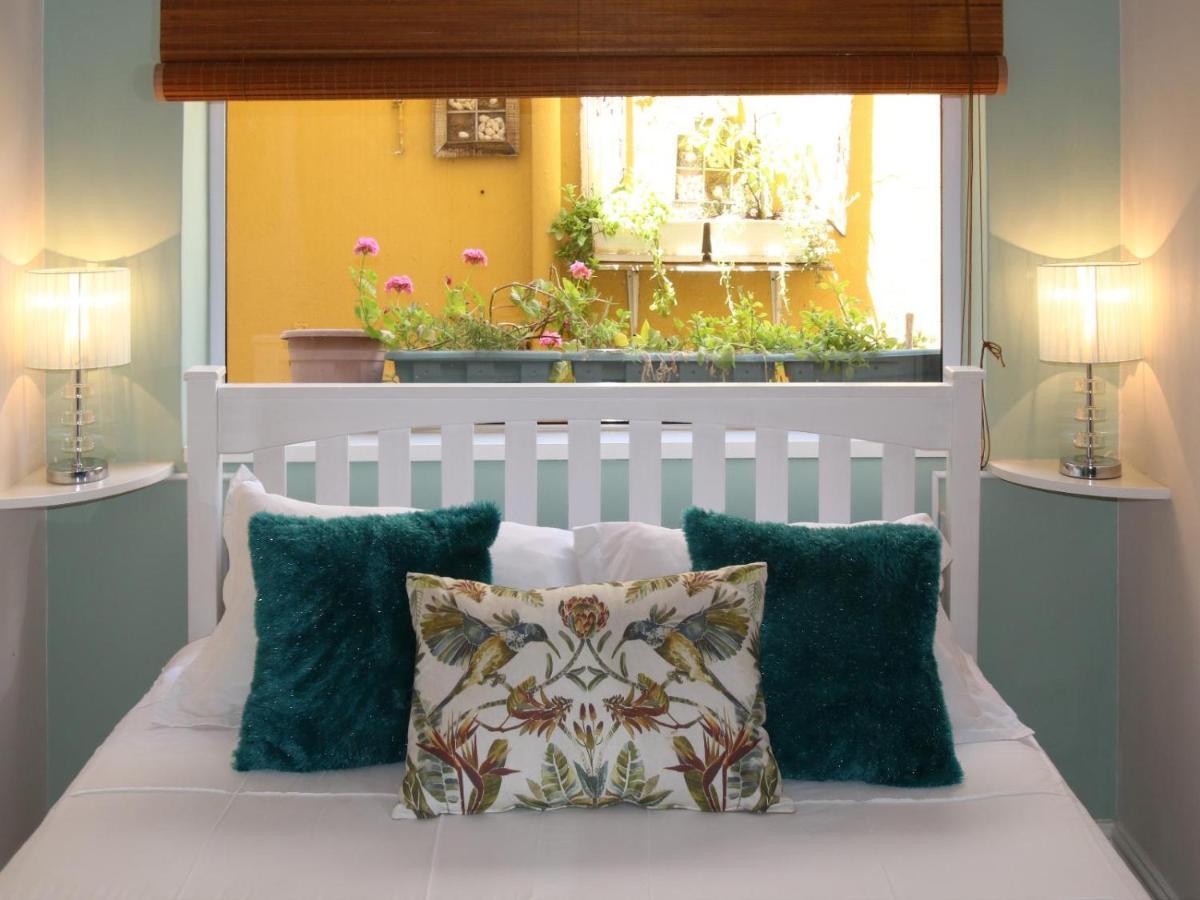 Dolphin Inn Guesthouse Cape Town Exterior foto