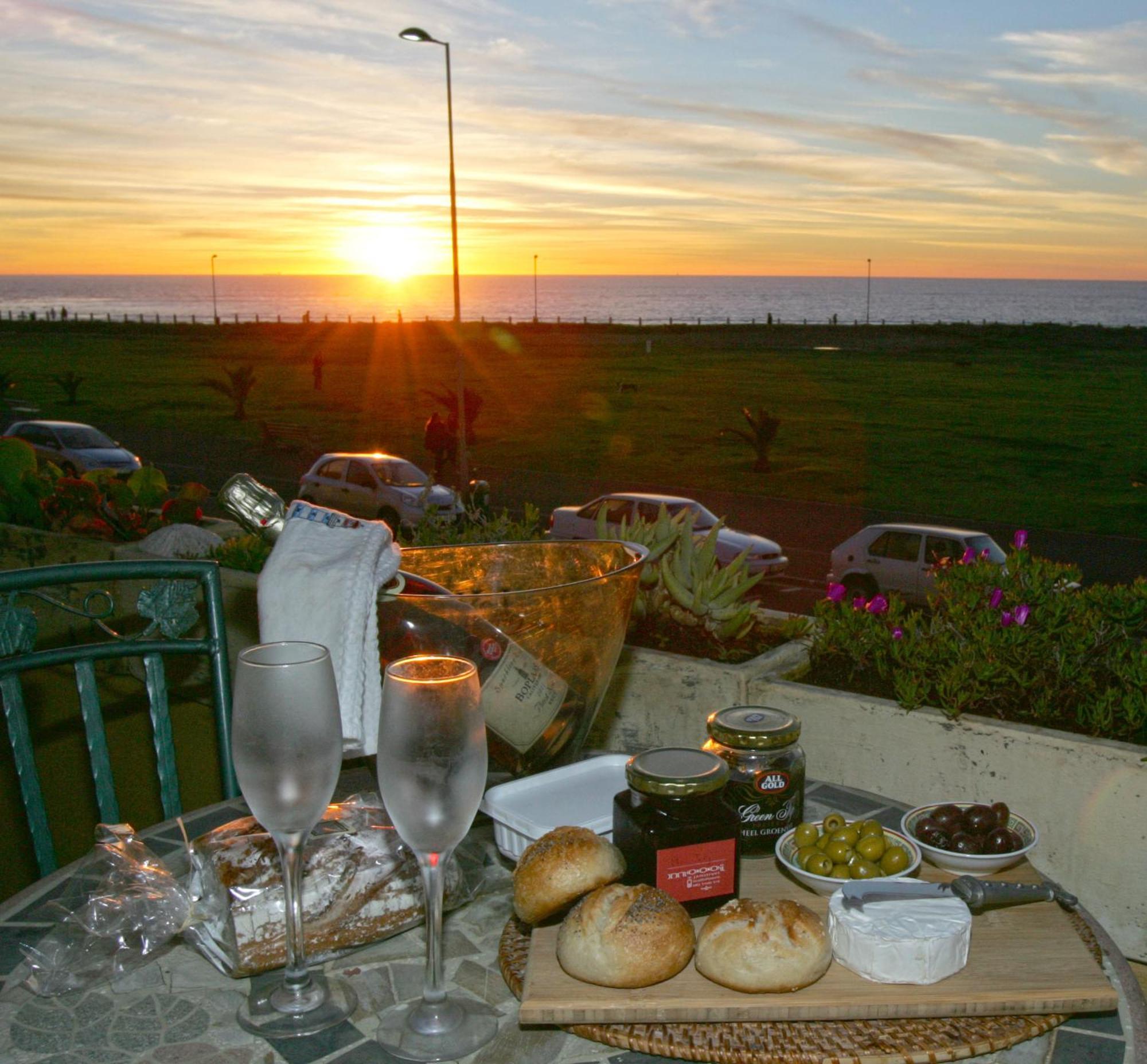 Dolphin Inn Guesthouse Cape Town Exterior foto